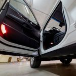 Door widening - vehicle transfer adaptation